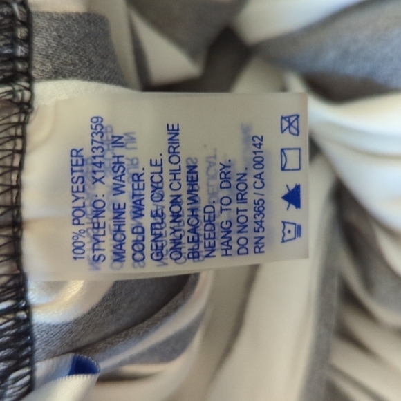 Peter Nygard Pleated Skirt - Picture 7 of 7